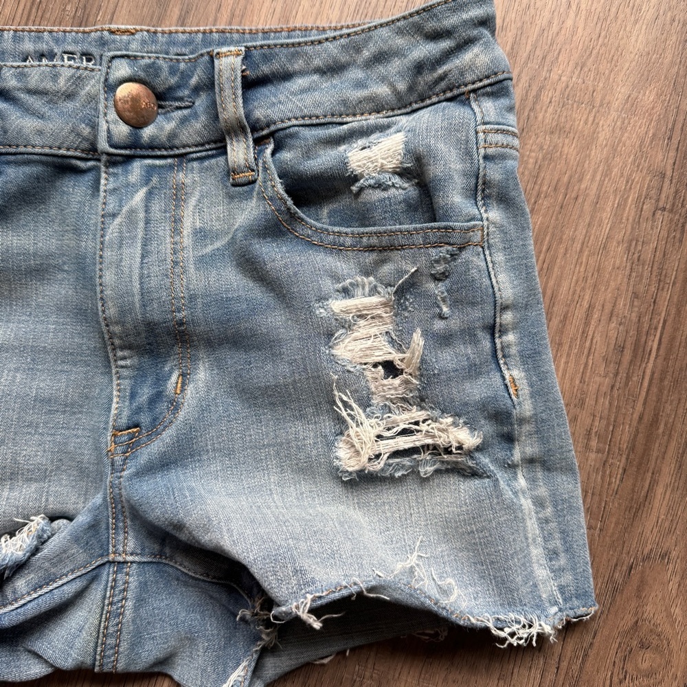 American Eagle Outfitters Light Blue Distressed Hi-Rise Shorties - Size 6 - Picture 6 of 14